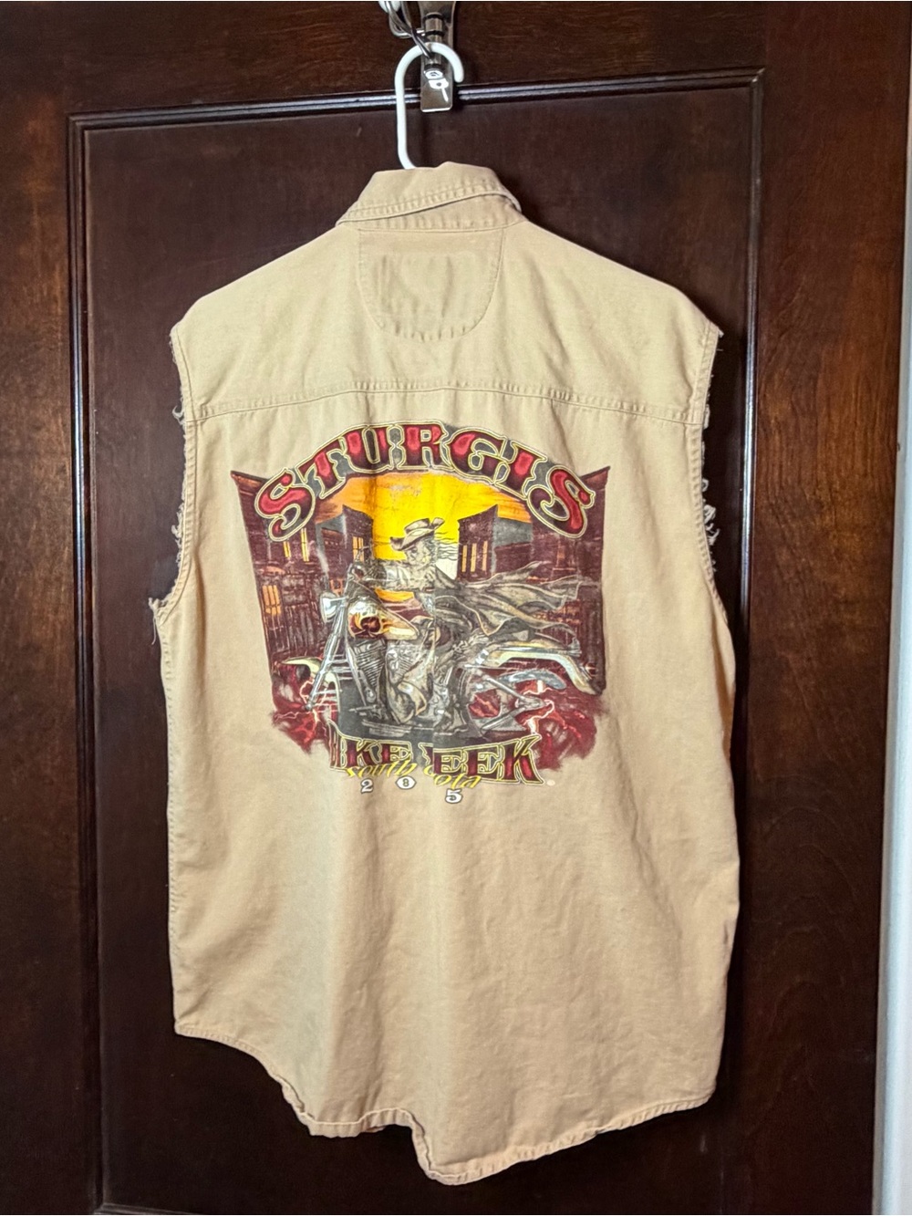 Vintage Sturgis Bike Week 2005 Shirt Large Sleeveless Button Tan Cotton Graphics
